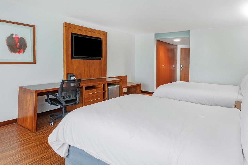 Hotel Tryp Guayaquil Habitación foto